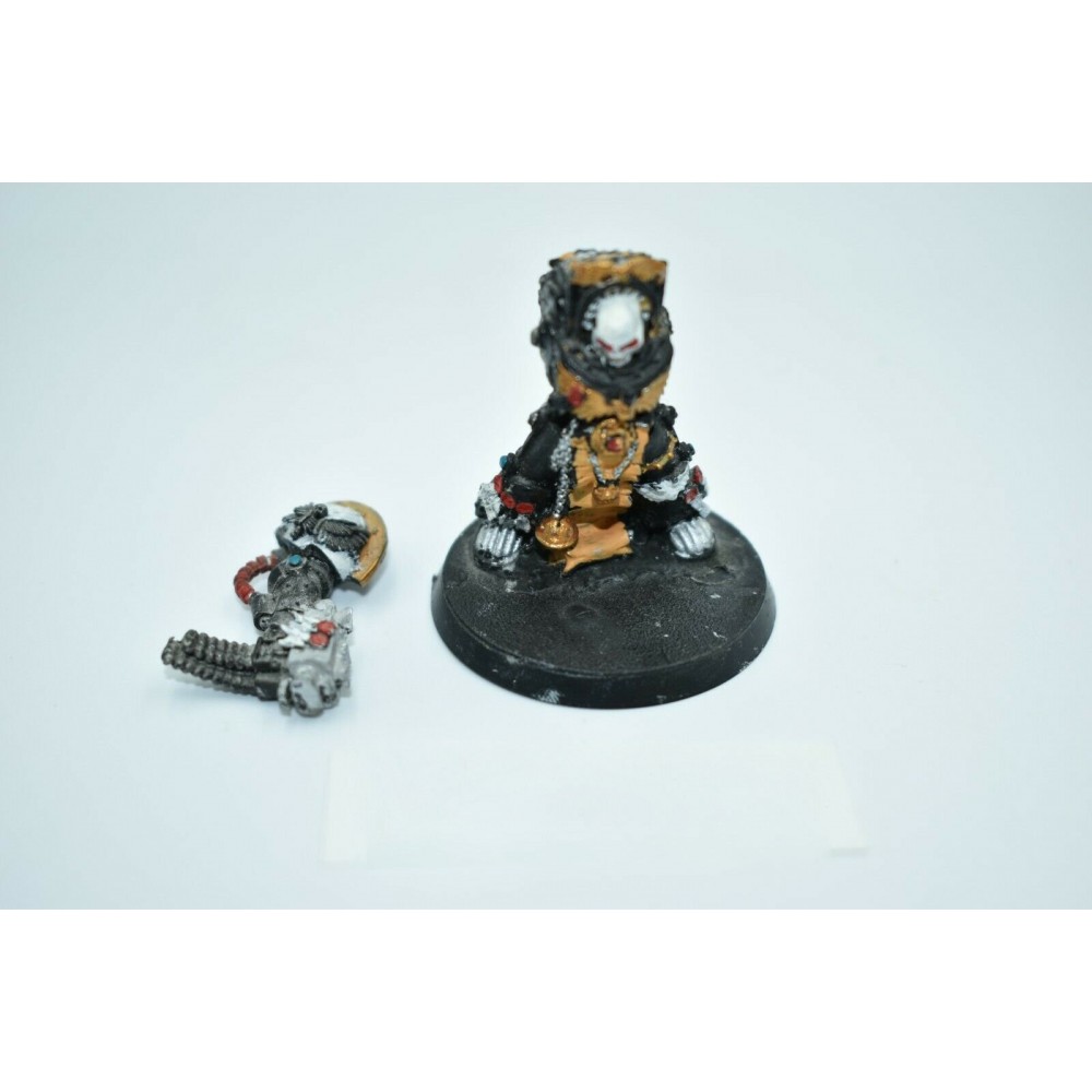 Chapelain en armure terminator