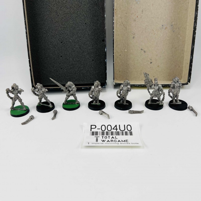 Imperial mourning wolves box