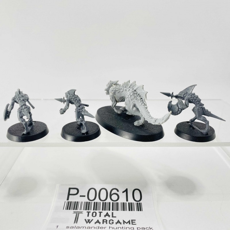 salamander hunting pack