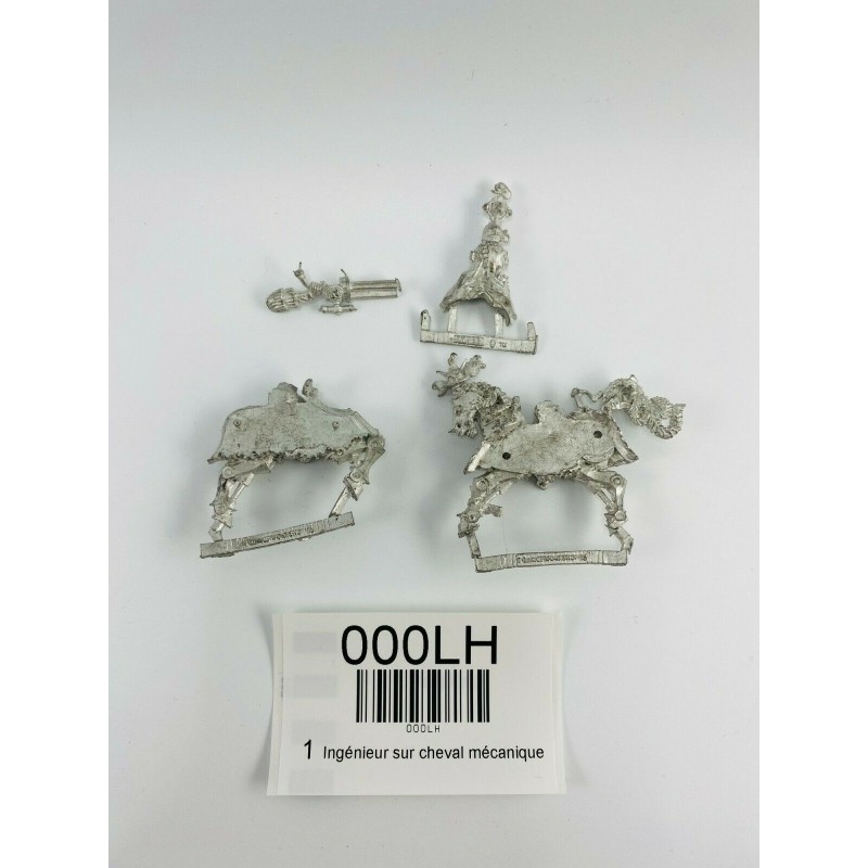 Ingénieur sur cheval mécanique