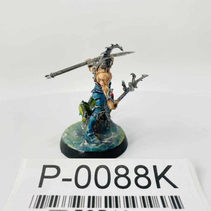 Akhelian Thrallmaster