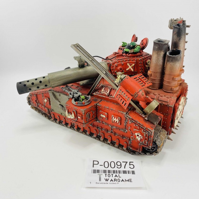 Baneblade looted