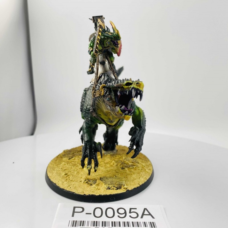 Vétéran scarifié Saurus sur Carnosaure