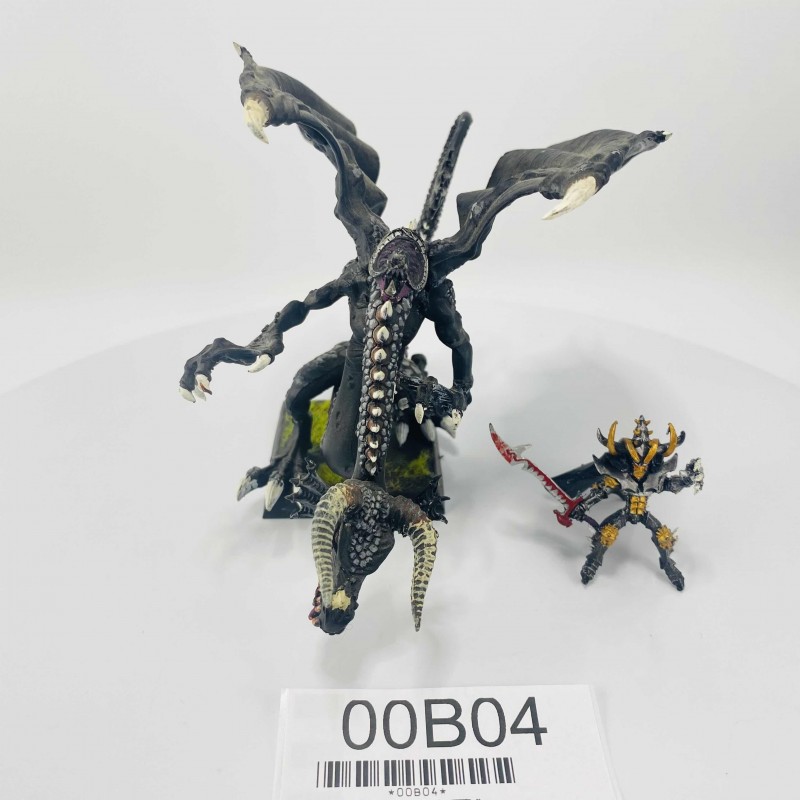 Malékith le Roi Sorcier de Naggaroth sur dragon