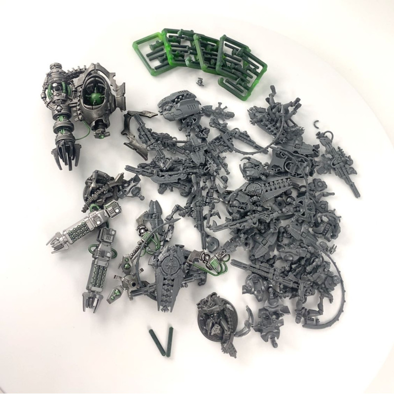 Rabiot En Plastique Pour Warhammer 40K - Référence P-00F1R - Armée Eldars - Occasion