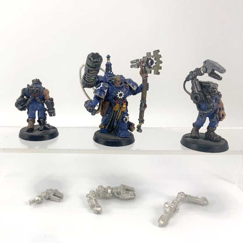 Techmarine & 2 servitors conversion