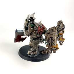 Boss de Guerre en Méga-armure conversion