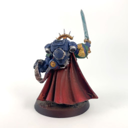 Captain in gravis armour