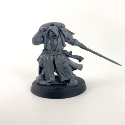 Primaris Librarian in Phobos armour