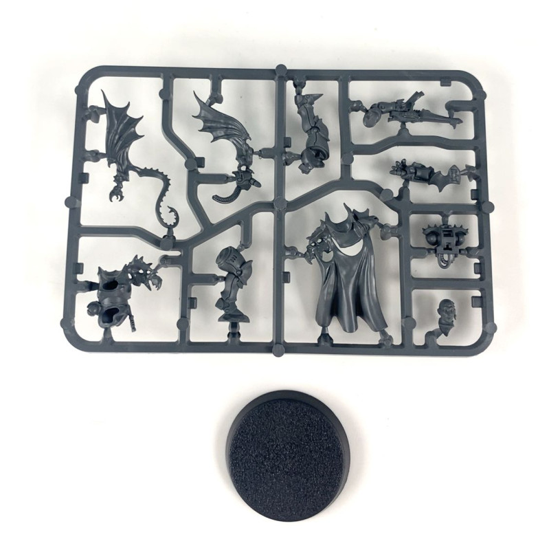 Ordo Xenos Lord Inquisitor Kyria Draxus