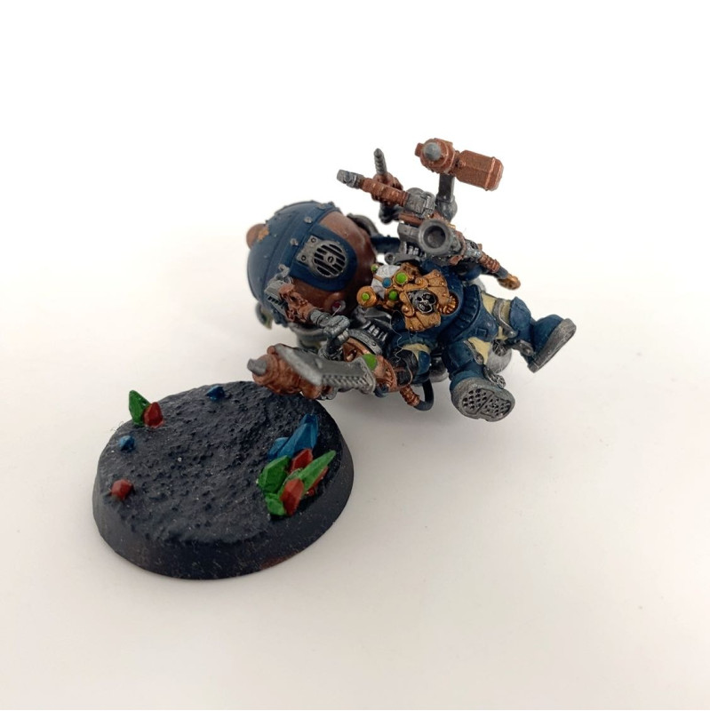 Endrinmaster with dirigible suit