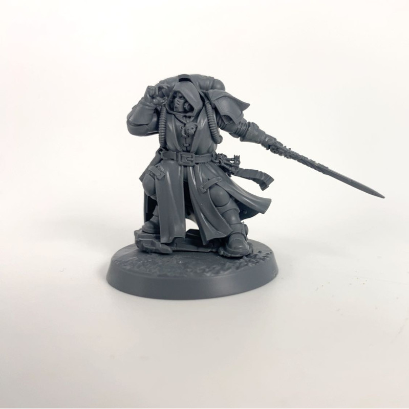 Primaris Librarian in Phobos armour