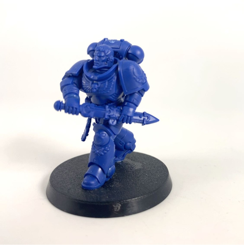 Lieutenant Primaris Calsius