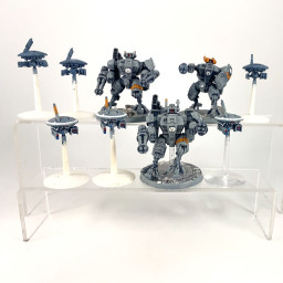 XV8 Crisis Battlesuit team