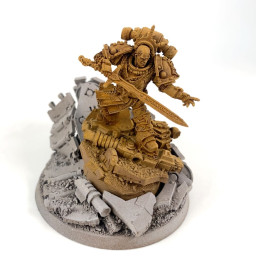 Sigismund First Captain of the Imperial Fists Forgeworld