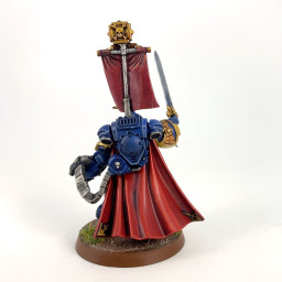 Captain in gravis armour