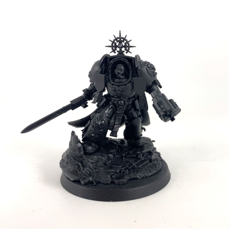 Captain in terminator armour 