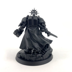 Captain in terminator armour 