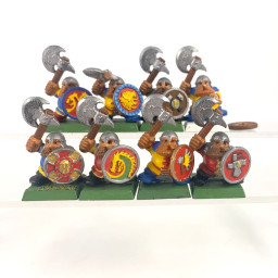 Dwarfs warriors