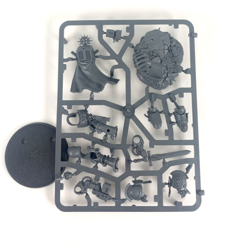 Captain in terminator armour 