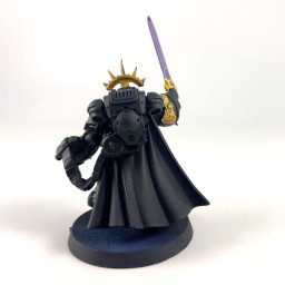 Captain in gravis armour