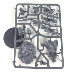 Captain in terminator armour 