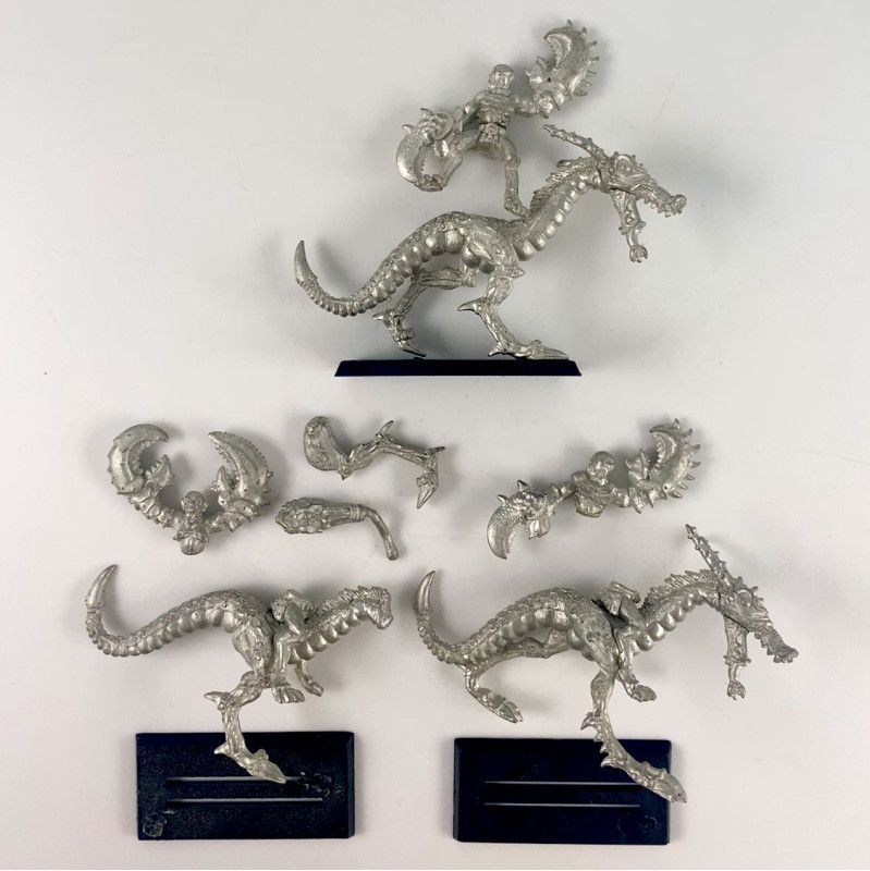 Daemonettes on mounts