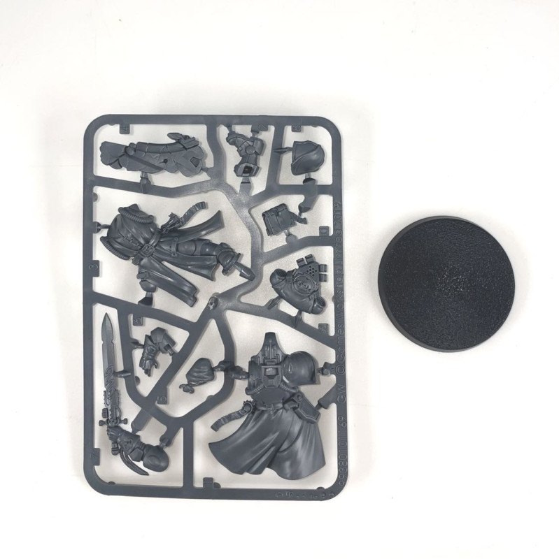 Primaris Librarian en armure Phobos