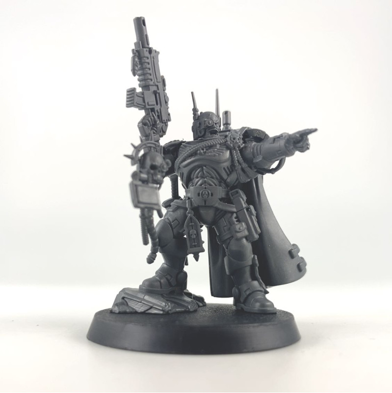 Lieutenant Primaris en Armure Phobos