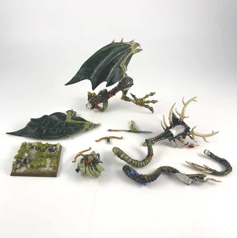 Sisters of twilight on forest dragon