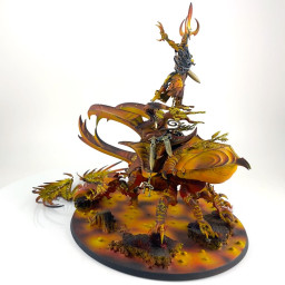 Alarielle the Everqueen