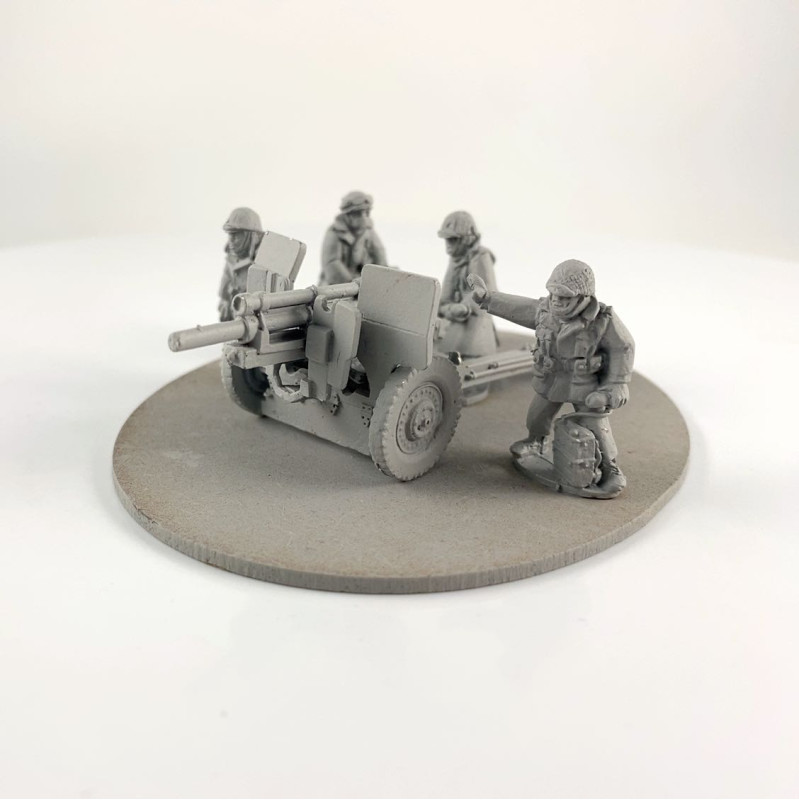 US Army 105mm Medium Artillery M2A1 (Winter)