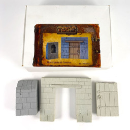 Mur et porte de Taverne