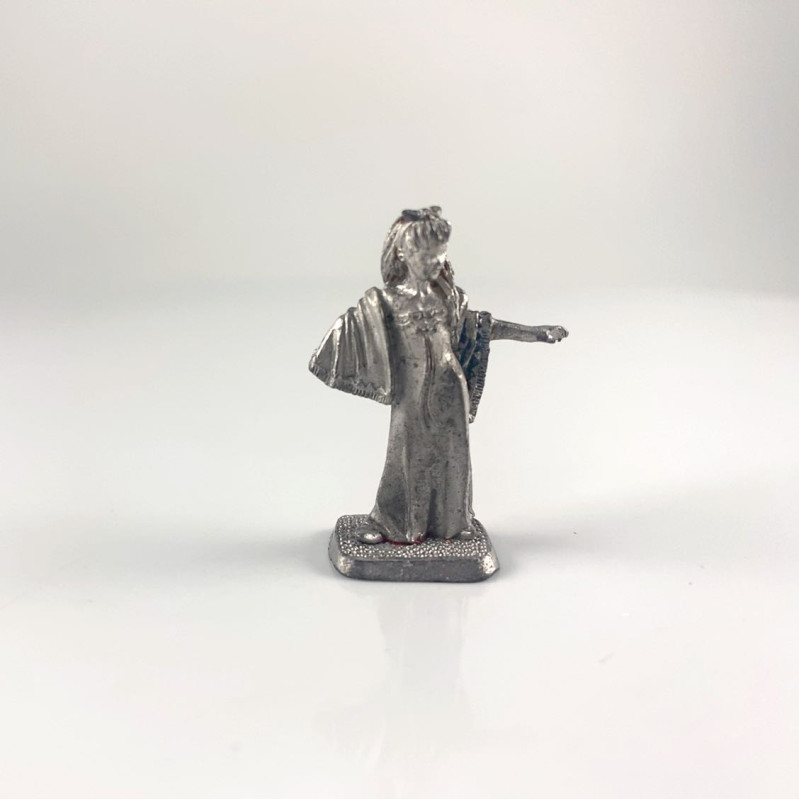 M120 Seated Lute player & girl