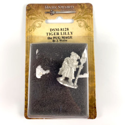 Dark Sword Miniatures - Tiger Lily the Pug Mage - Neuf