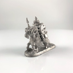 02-034 Dwarf Ram Raider