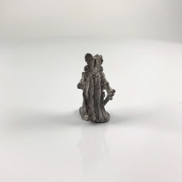 01-091a Elf Hero on Foot