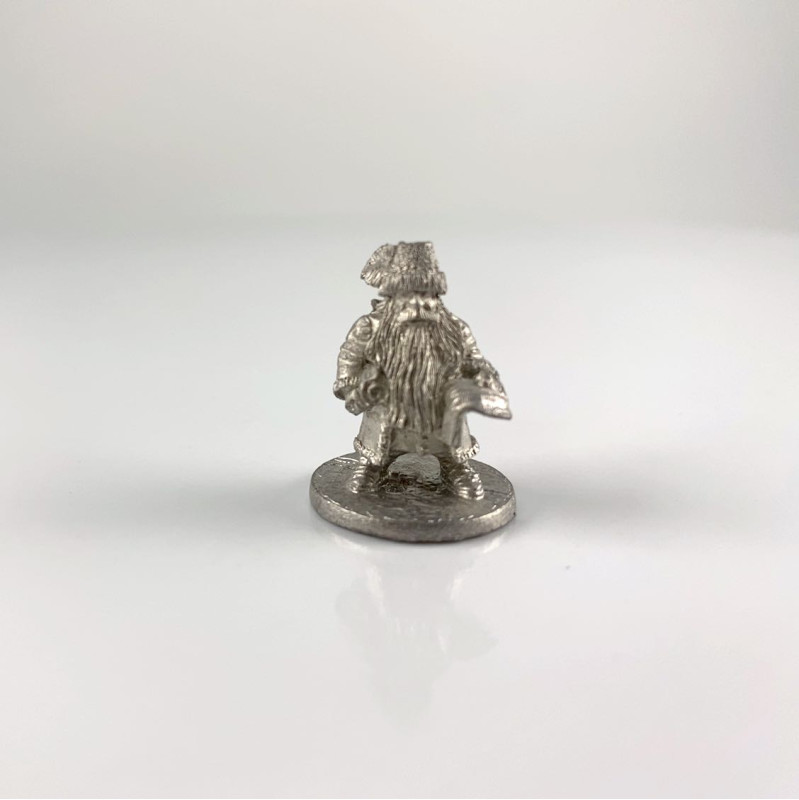 02-039d Dwarf Drummer