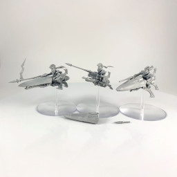 Lances étincelantes