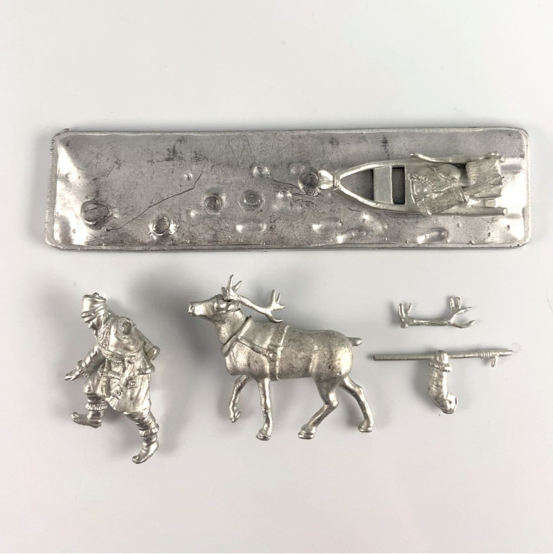 MZ665 Hunter With Elk Drawn Sled