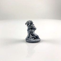 210c Serpent Man (C) w. Hammer