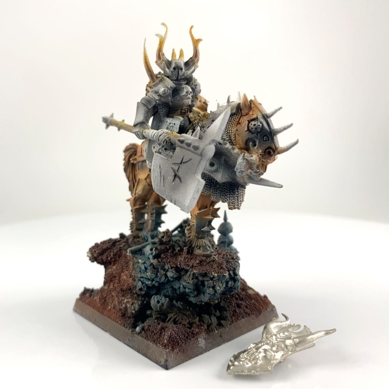 mounted chaos lord
