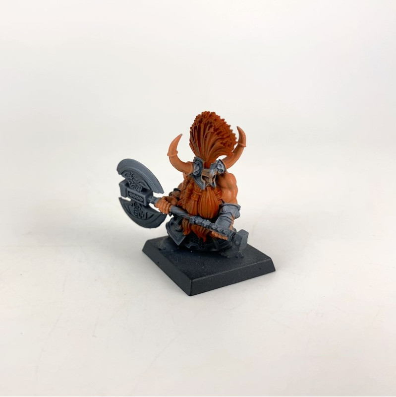 Ungrim Poing-de-Fer Roi Tueur de Karak Kadrin