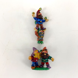 Circus dwarfs