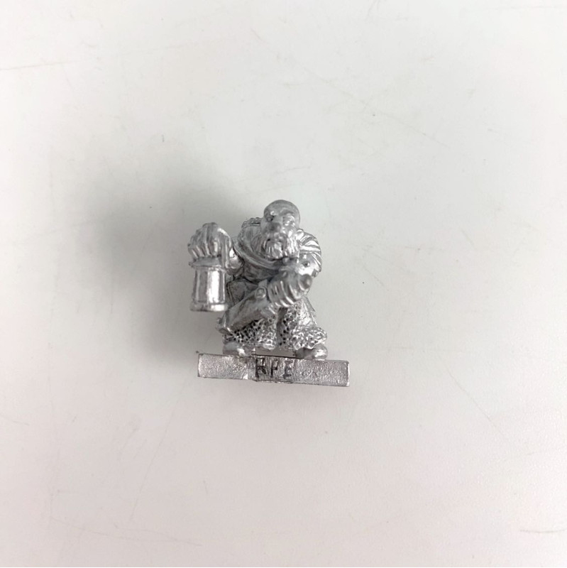 DW307 Ludvik Lightbearer Dwarf Dungeoneer