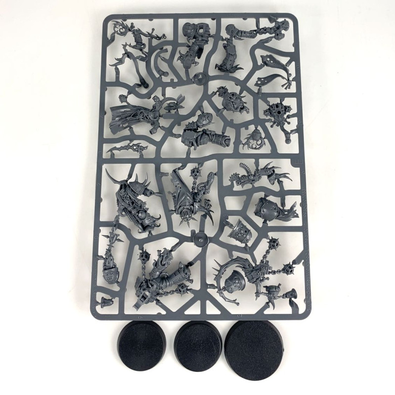 Essaimeur Répugnant + Délabreur Délétère et Champion Marine de la Peste