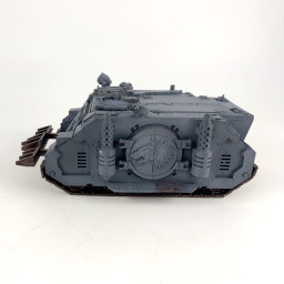 Rhino Modèle Deimos des Space Wolves