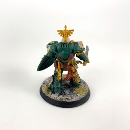 Space Marines Lieutenant With Storm Shield conversion