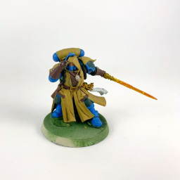 Primaris Librarian in Phobos armour