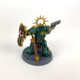 Space Marines Lieutenant With Storm Shield